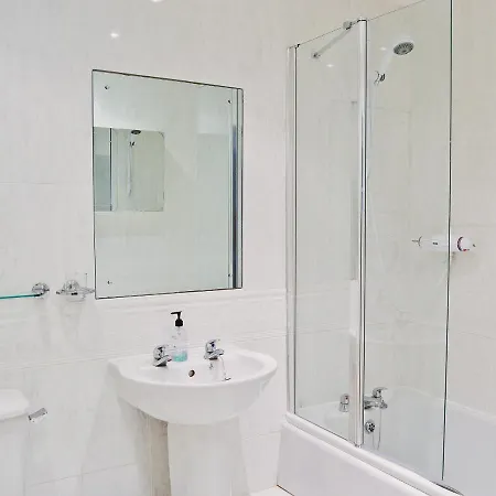 Holiday home Martins Court York
